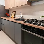 Alesia - Lovely With Parking Near Veranda Mall Bukarest