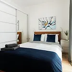 Apartament Alesia - Lovely With Parking Near Veranda Mall