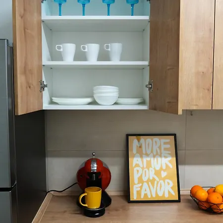 Apartament Alesia - Lovely, Colorful&Cozy Apartment Bukareszt