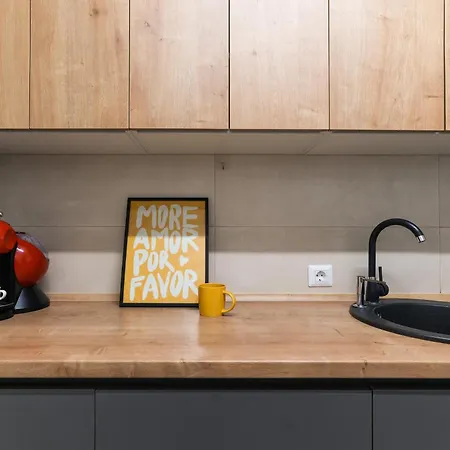 Apartment Alesia - Lovely With Parking Near Veranda Mall