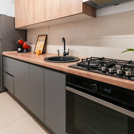 Alesia - Lovely With Parking Near Veranda Mall Appartement Bucarest