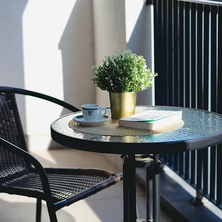 Apartman Alesia - Lovely With Parking Near Veranda Mall Bukarest