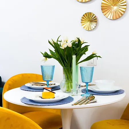 Alesia - Lovely, Colorful & Cozy *