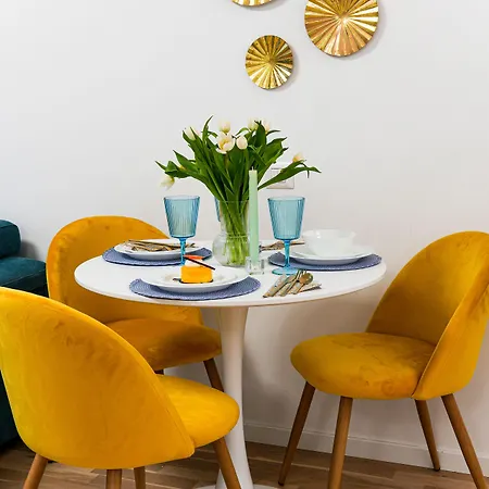 Apartment Alesia - Lovely With Parking Near Veranda Mall Bukarest