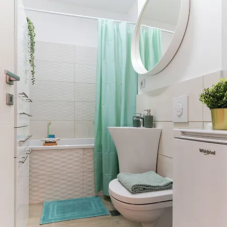 Alesia - Lovely With Parking Near Veranda Mall * Bukarest