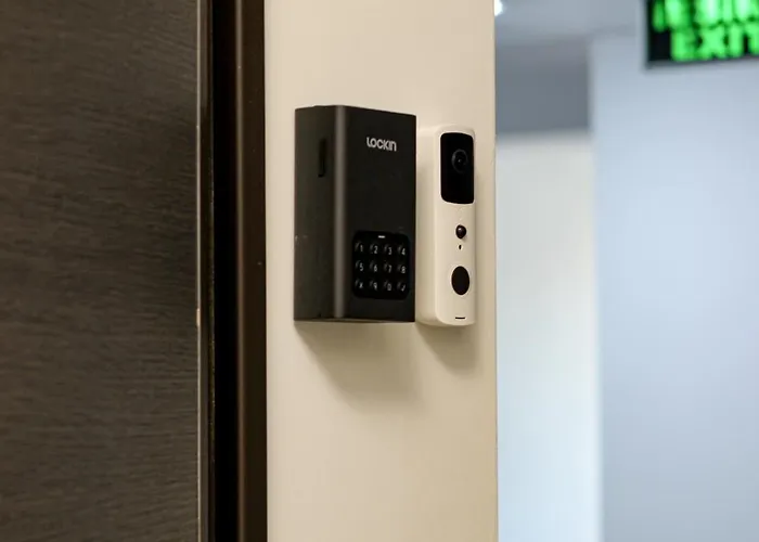 Alesia - Lovely With Parking Near Veranda Mall *