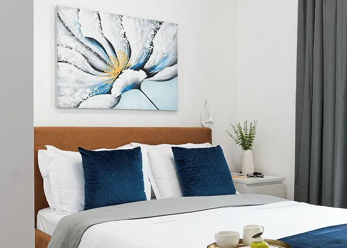 Alesia - Lovely With Parking Near Veranda Mall *