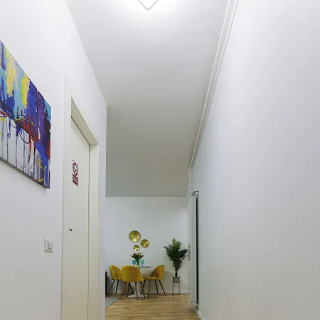 Apartamento Alesia - Lovely With Parking Near Veranda Mall Bucarest