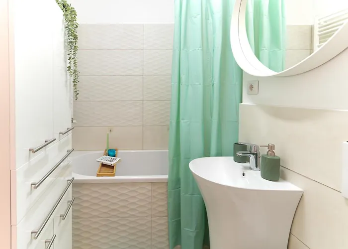 Apartment Alesia - Lovely With Parking Near Veranda Mall